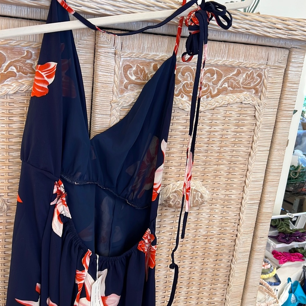 Beautiful backless floor length dress~large~navy blue, orangey coral & white